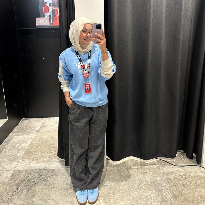 akaksneakers