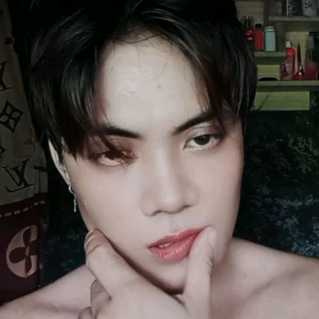 @r9_licup